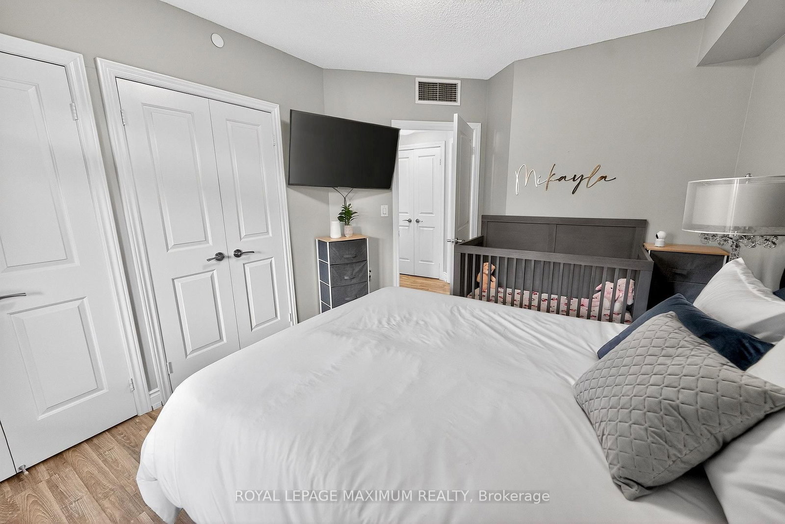 149 Church Street • #209 • King, ON photo 20