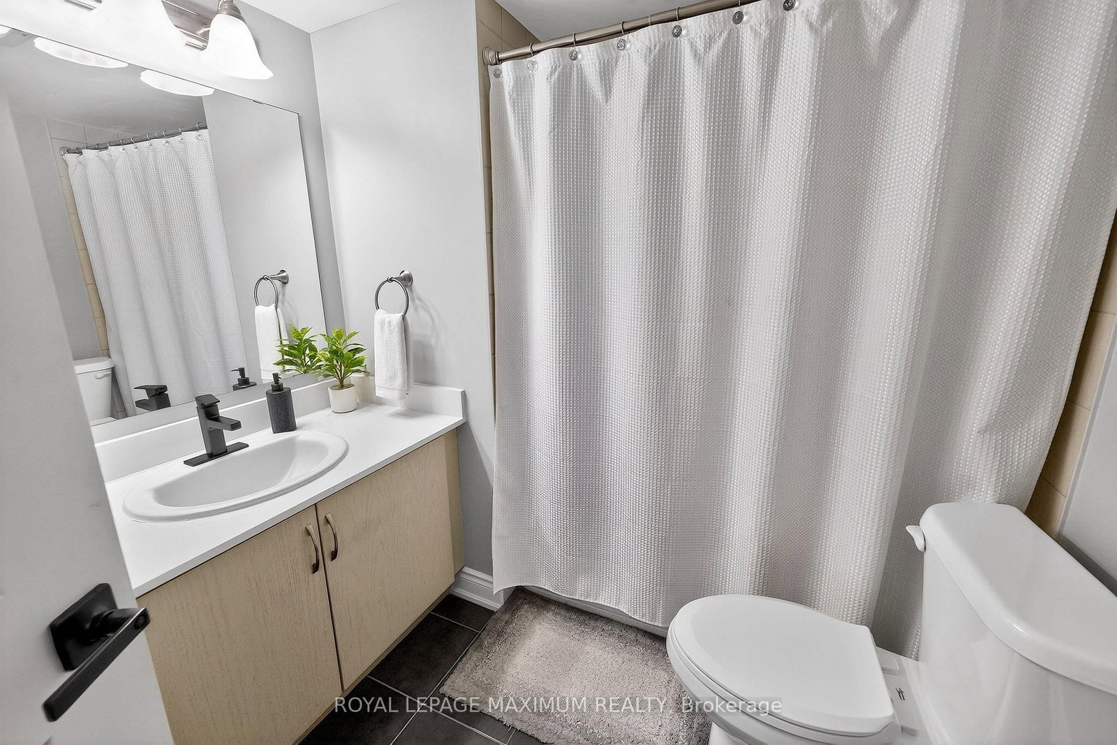 149 Church Street • #209 • King, ON photo 21
