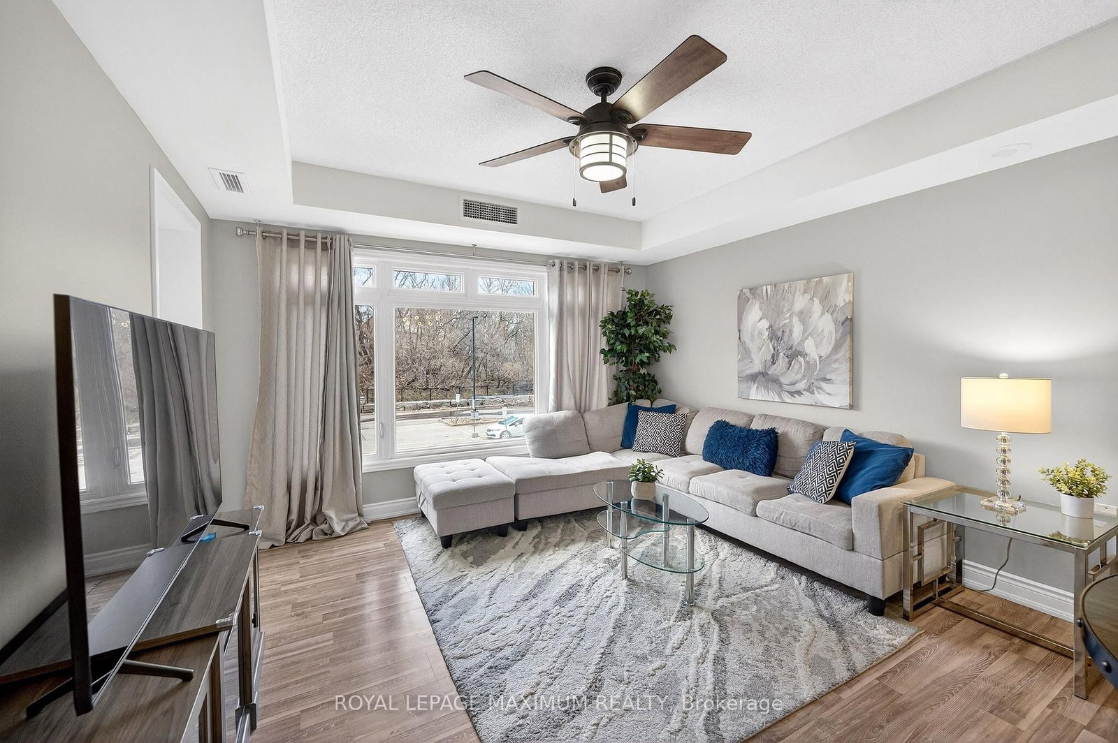 149 Church Street • #209 • King, ON photo 8