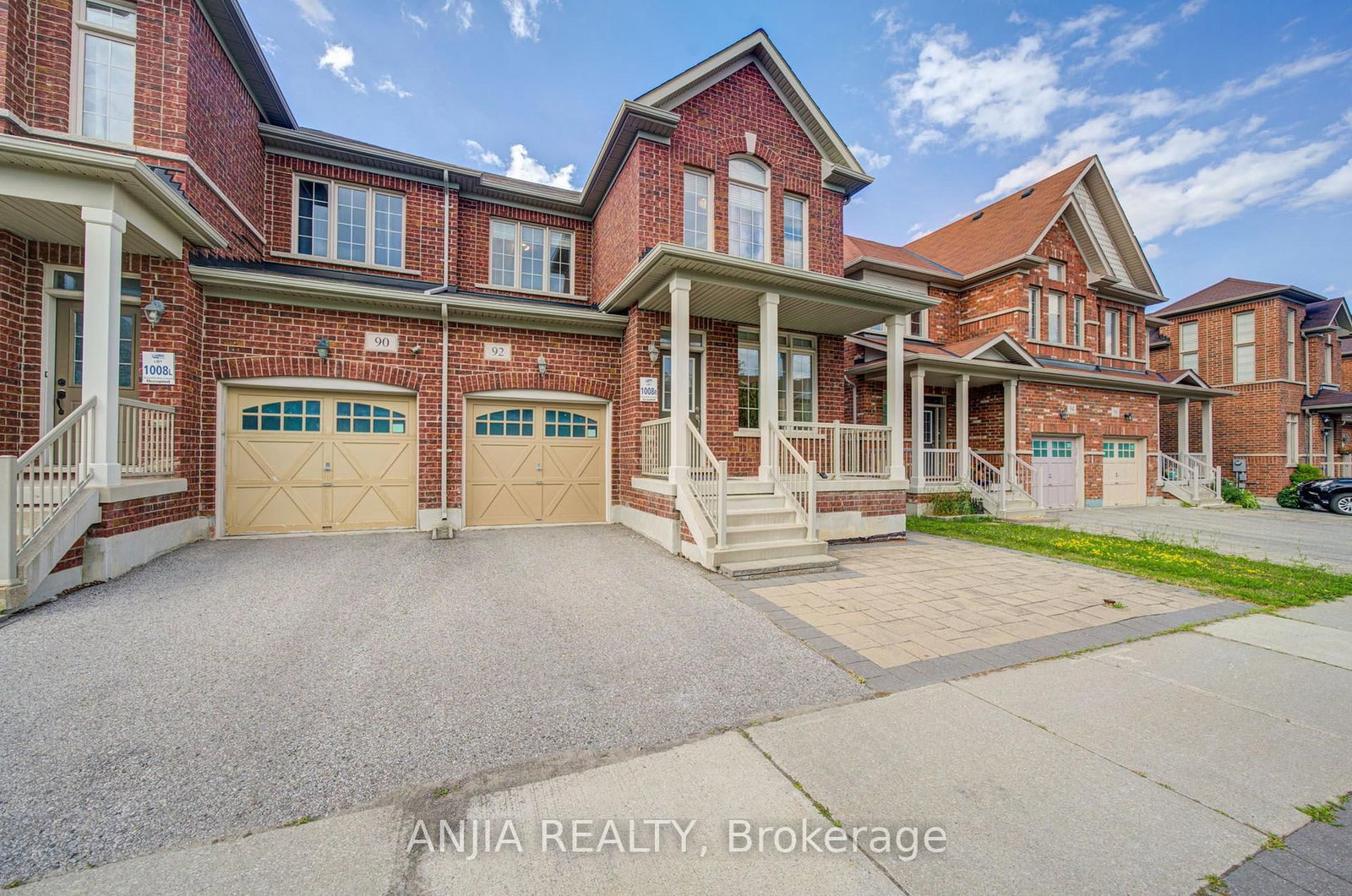 92 Carolina Rose Crescent • Markham, ON photo 2