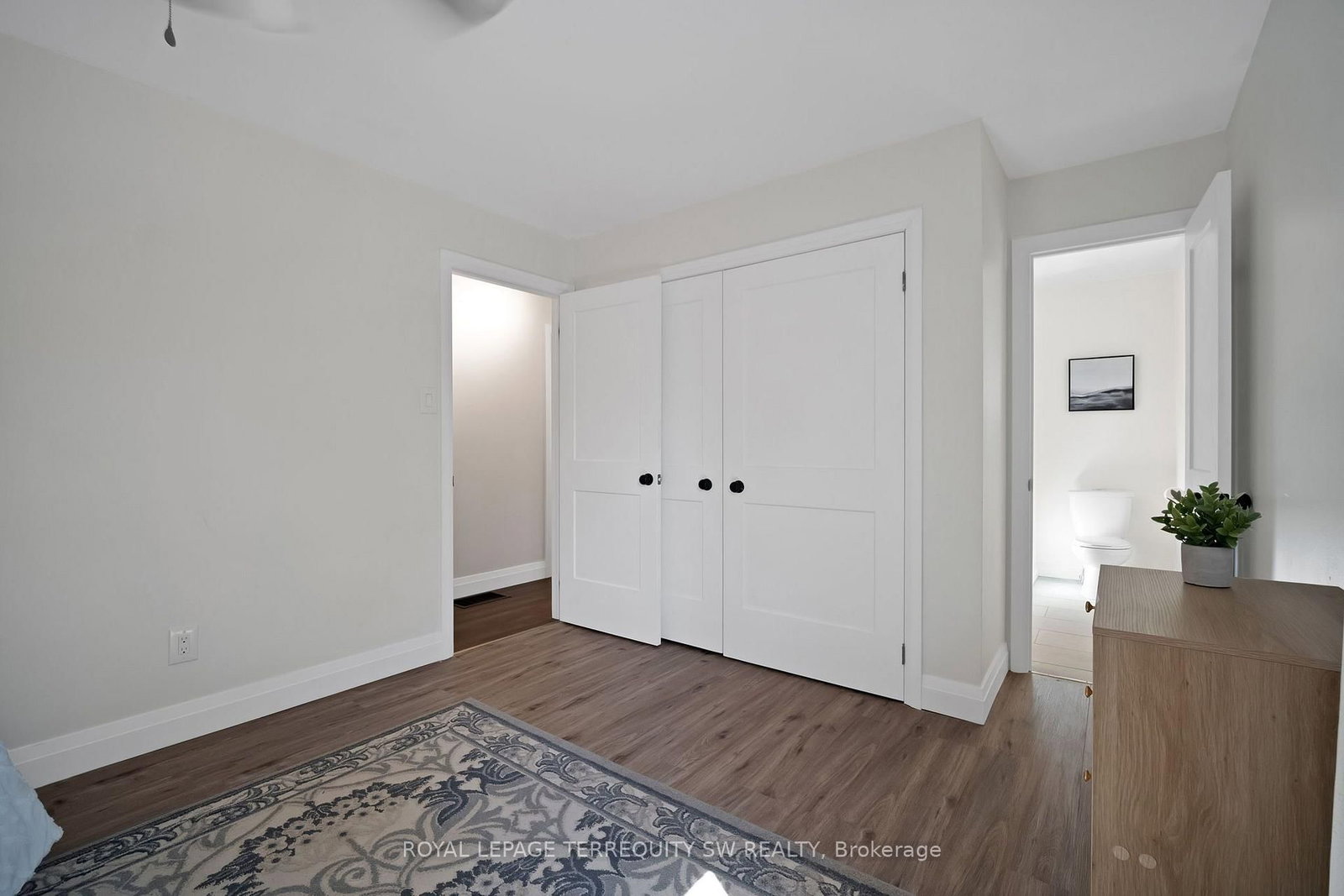 2249 Willard Avenue • Innisfil, ON photo 31