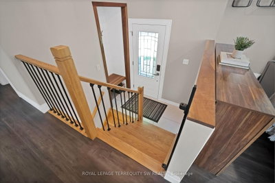 2249 Willard Avenue • Innisfil, ON photo 9