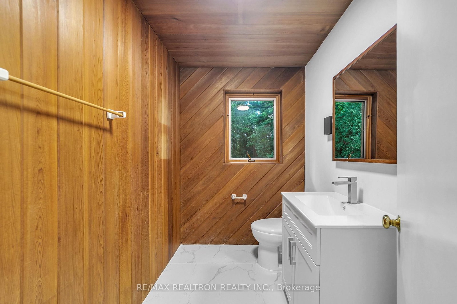 90 Proctor Avenue • Markham, ON photo 14