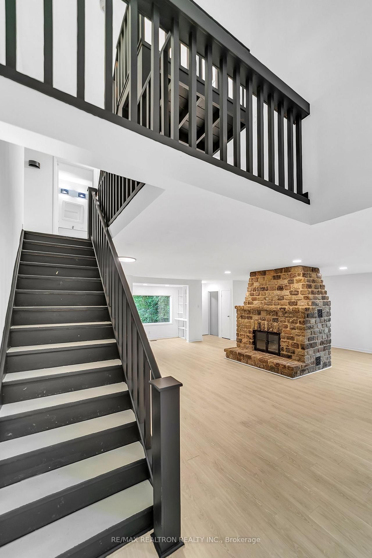 90 Proctor Avenue • Markham, ON photo 22