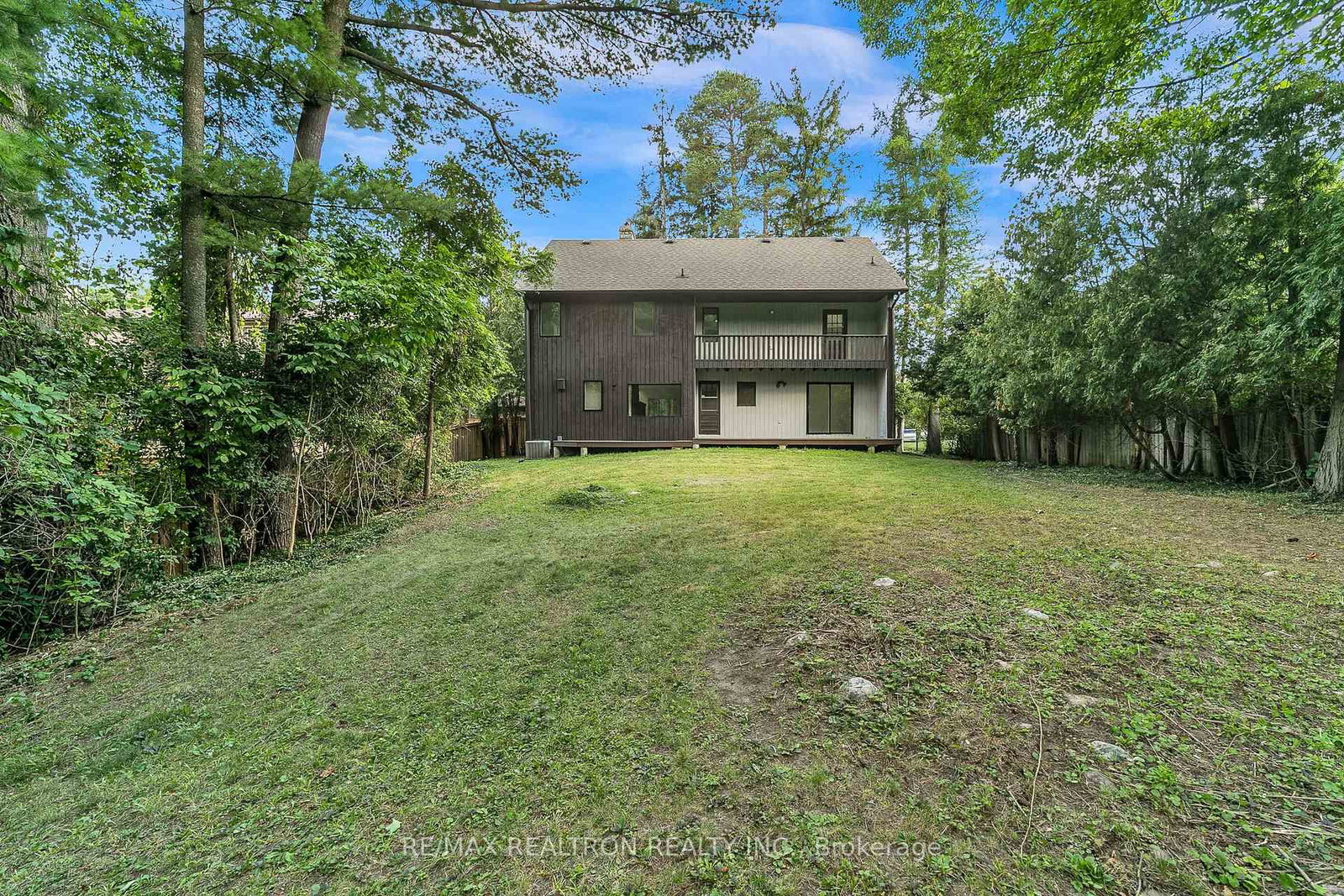 90 Proctor Avenue • Markham, ON photo 48