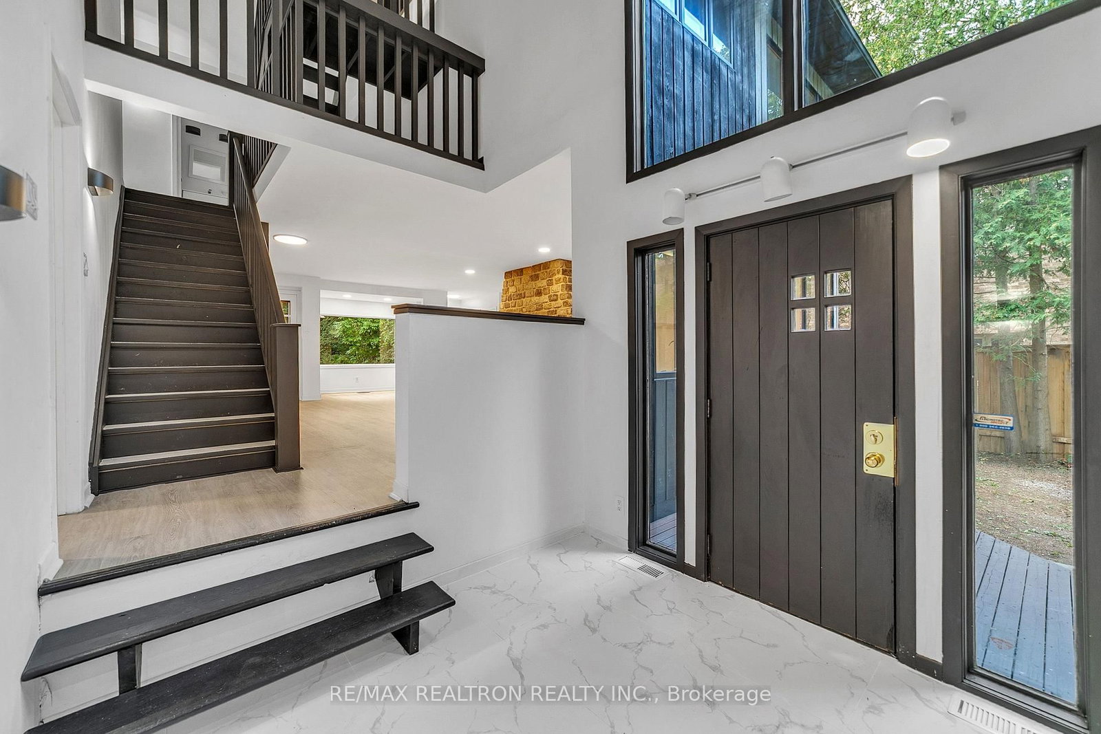 90 Proctor Avenue • Markham, ON photo 5