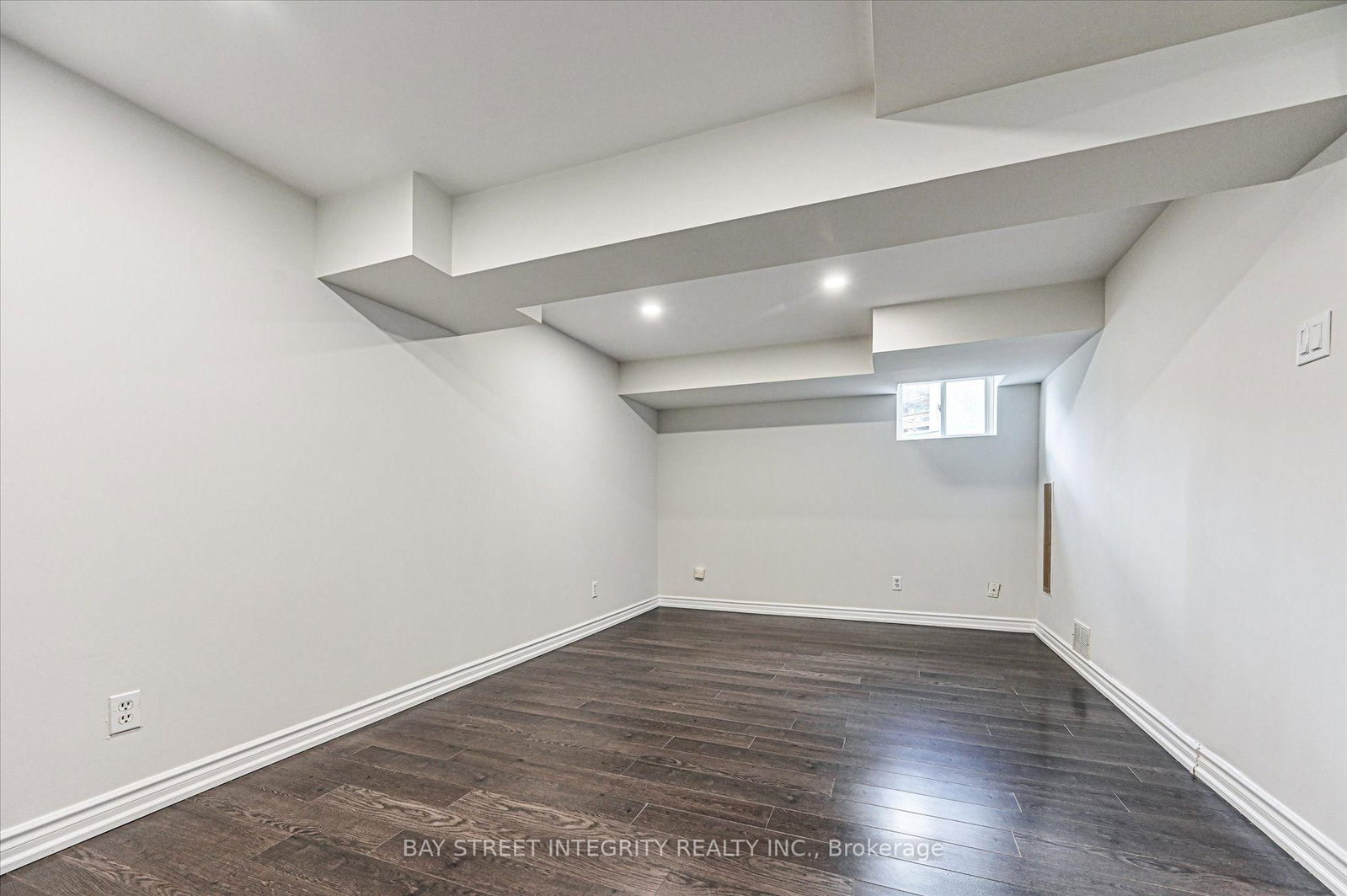 27 Samantha Circle • Richmond Hill, ON photo 32