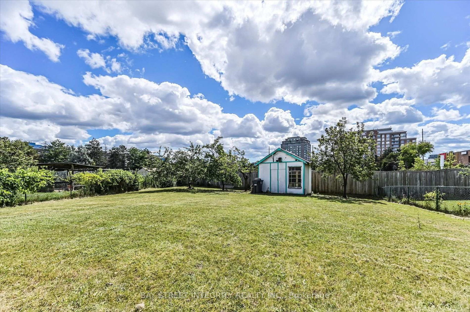 27 Samantha Circle • Richmond Hill, ON photo 36