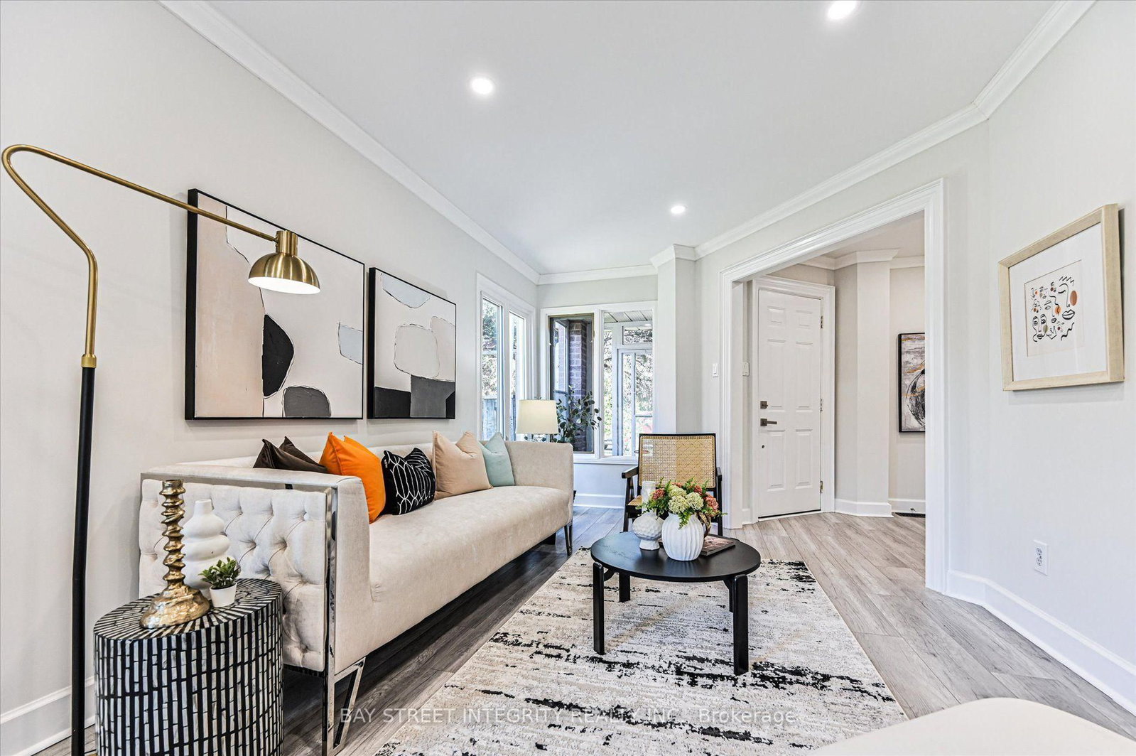 27 Samantha Circle • Richmond Hill, ON photo 6