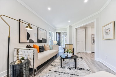27 Samantha Circle • Richmond Hill, ON photo 6