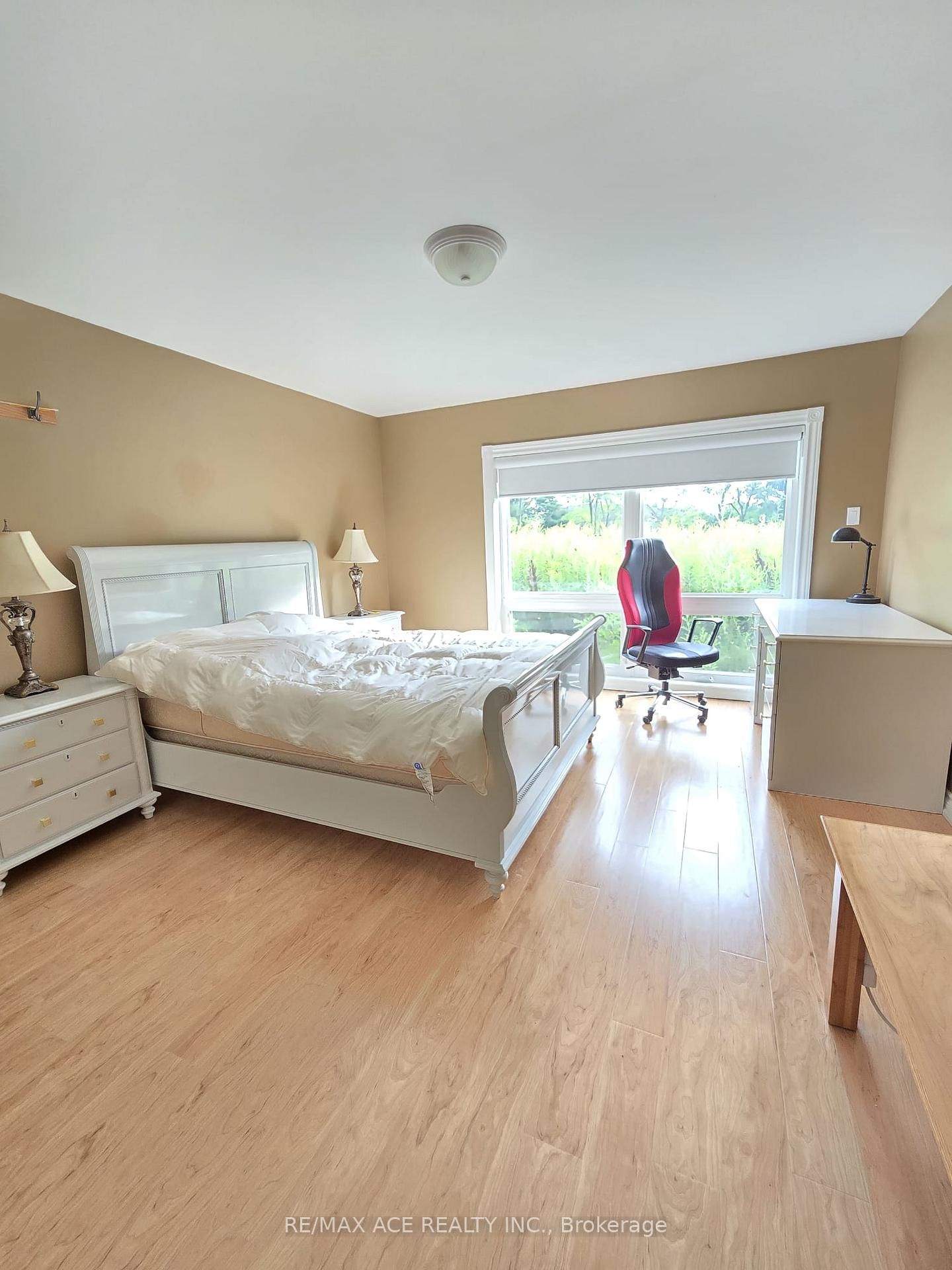 Lower - 5 Island Court, Whitchurch-Stouffville 4