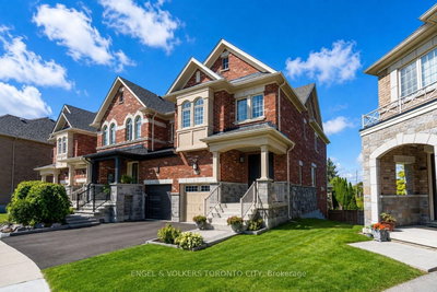 78 Drizzel Crescent • Richmond Hill, ON photo 2