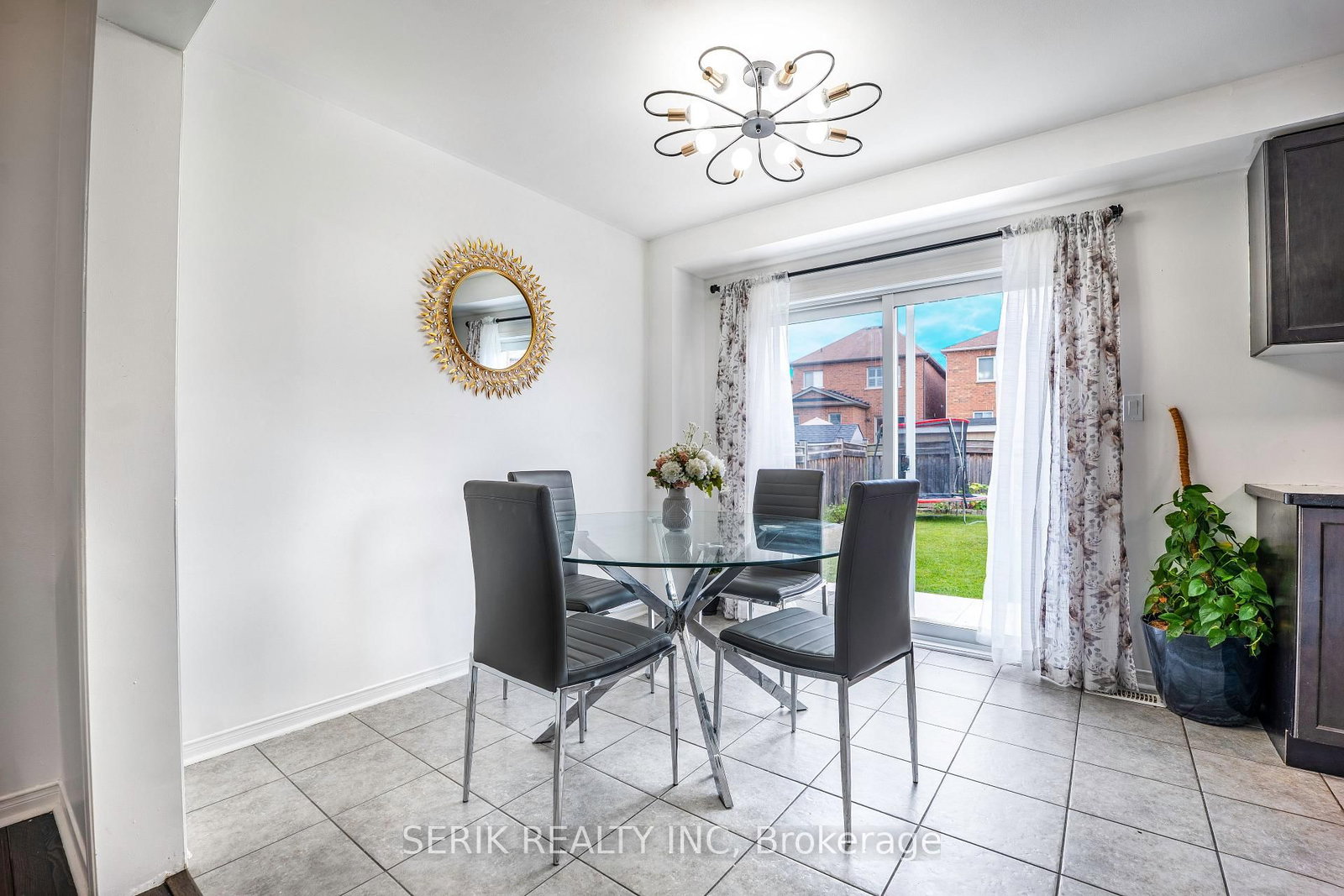 57 Liberty Crescent • Bradford West Gwillimbury, ON photo 11