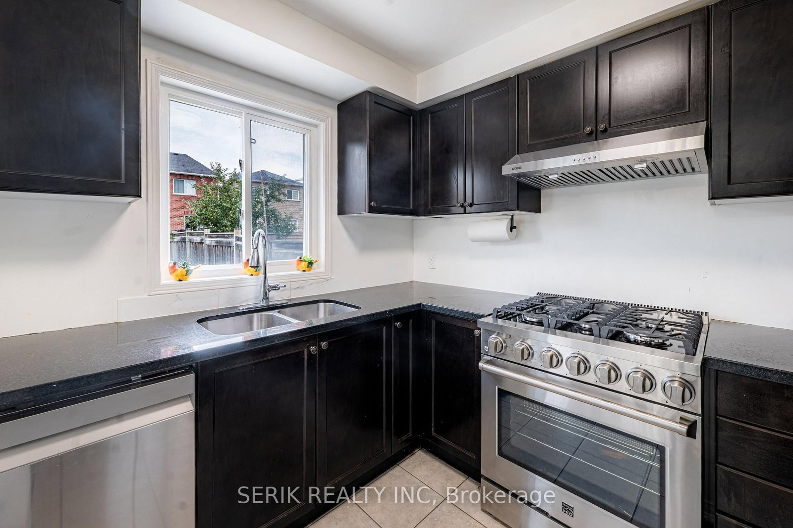 57 Liberty Crescent • Bradford West Gwillimbury, ON photo 13