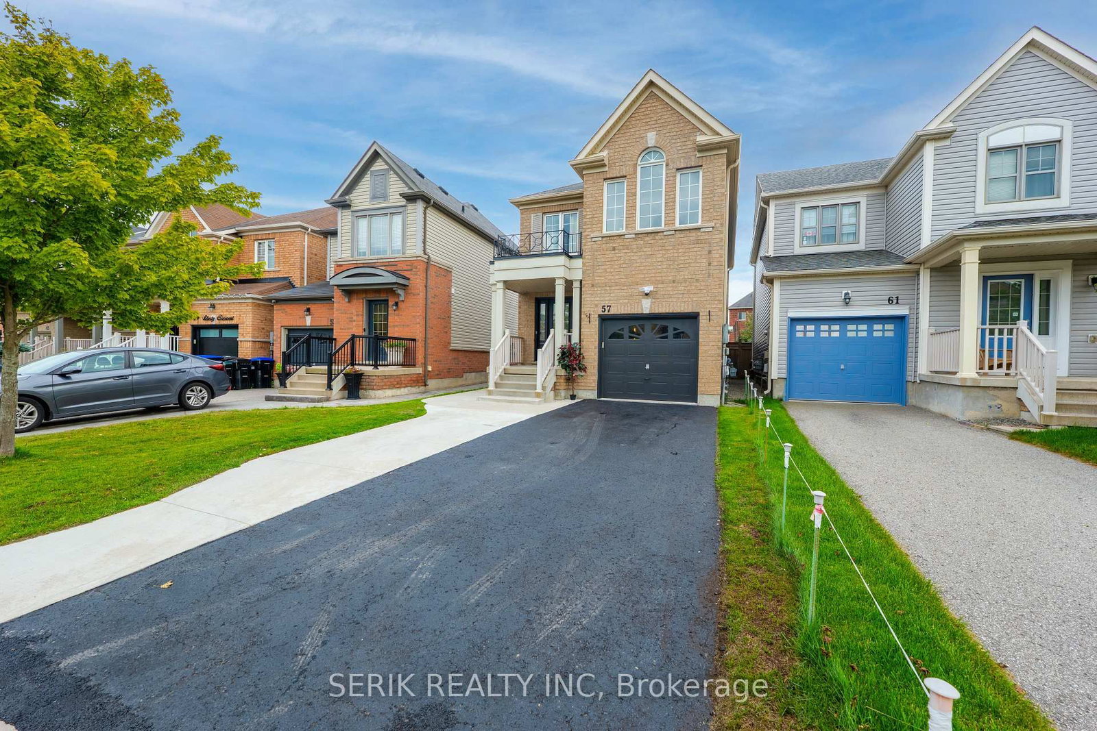 57 Liberty Crescent • Bradford West Gwillimbury, ON photo 3
