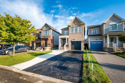 57 Liberty Crescent • Bradford West Gwillimbury, ON photo 4