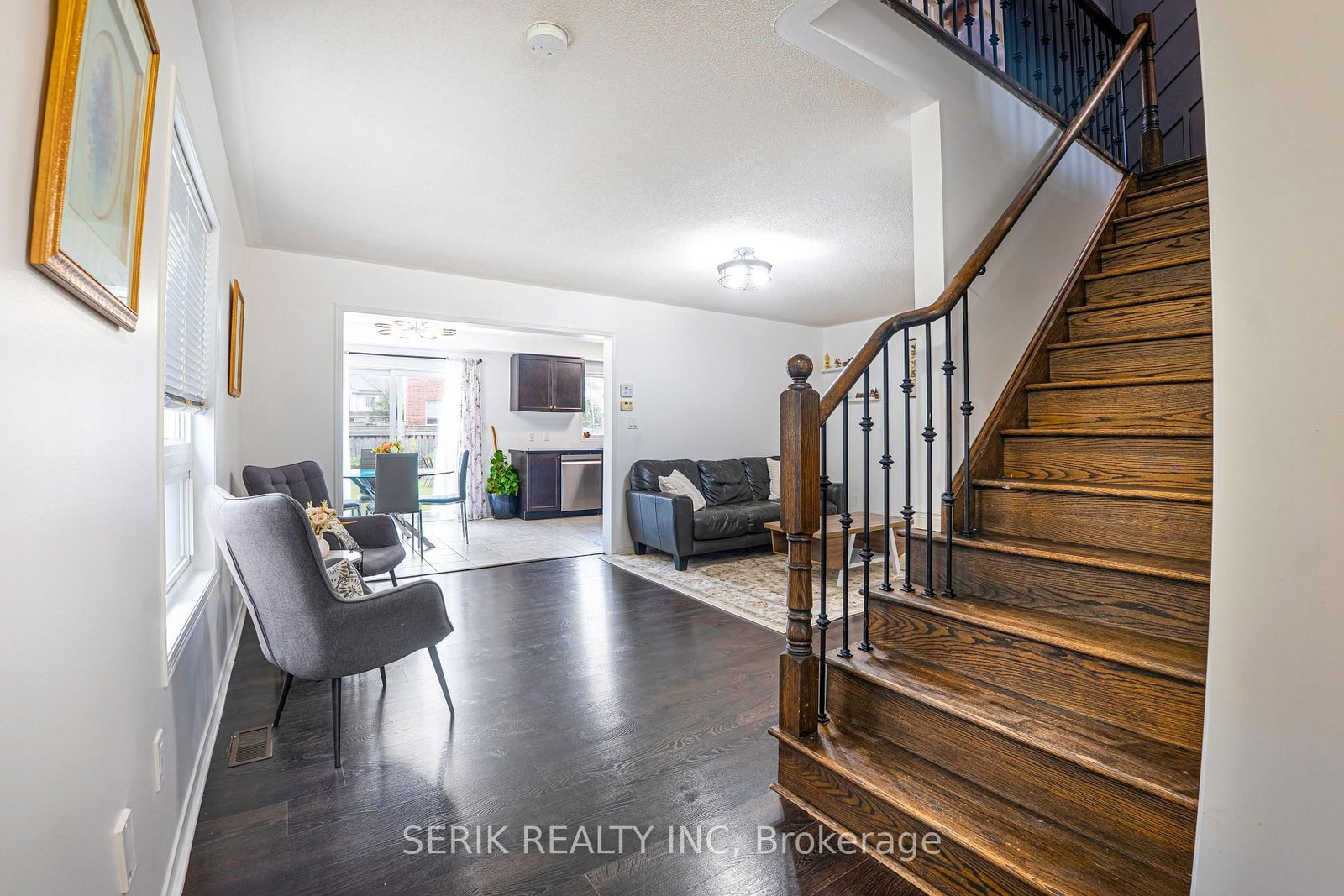 57 Liberty Crescent • Bradford West Gwillimbury, ON photo 8