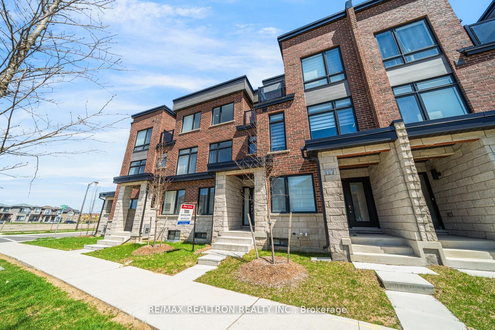 119 Cornell Rouge Boulevard • Markham, ON photo 2