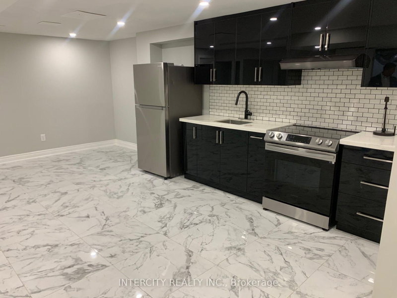 Bsmt - 133 Romanelli Crescent