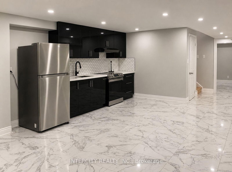 Bsmt - 133 Romanelli Crescent