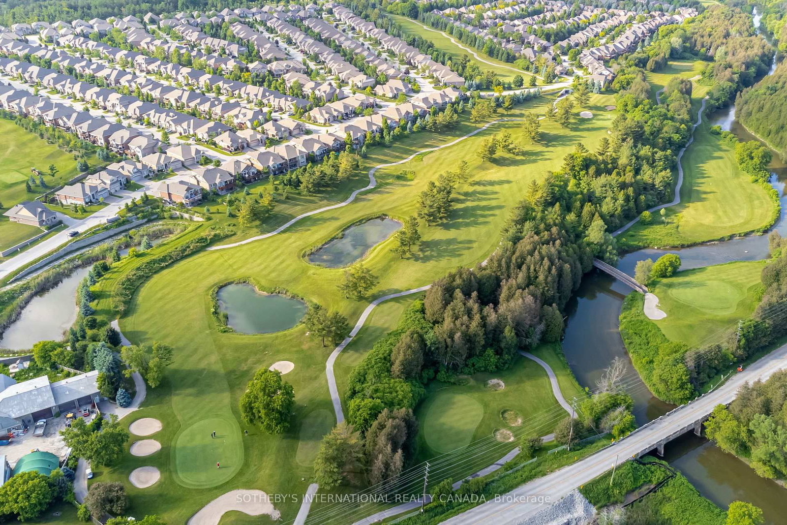 14 Artisan Lane • New Tecumseth, ON photo 8