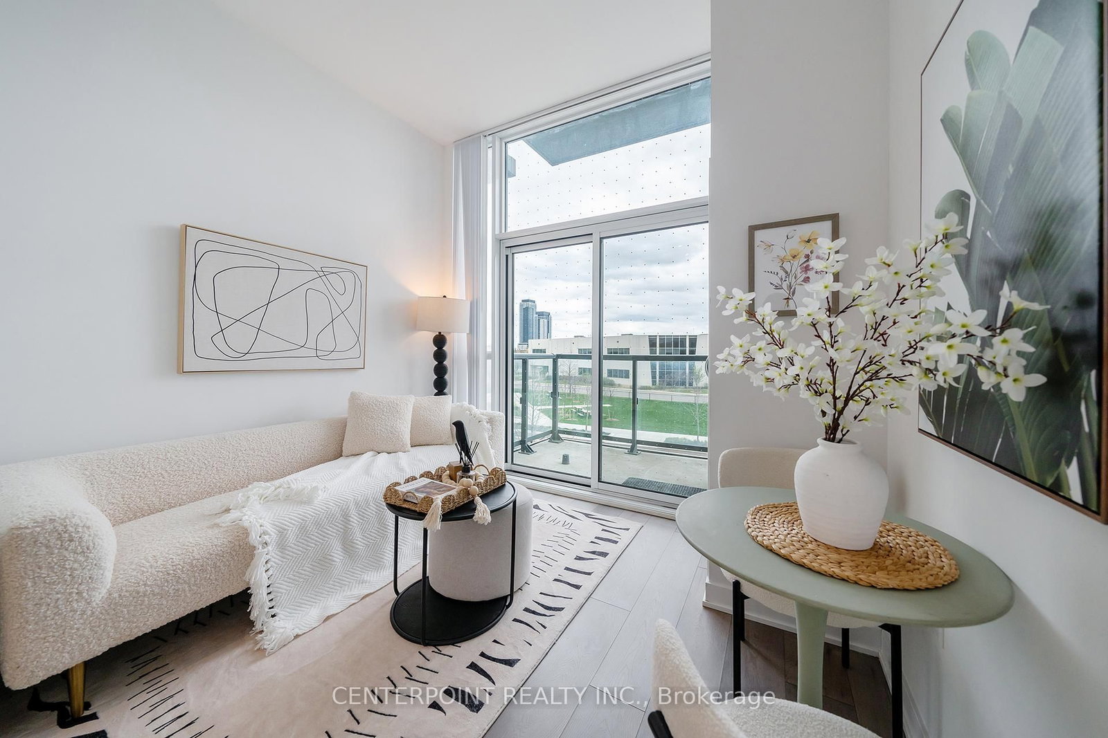 60 Honeycrisp Crescent • #219 • Vaughan, ON photo 4
