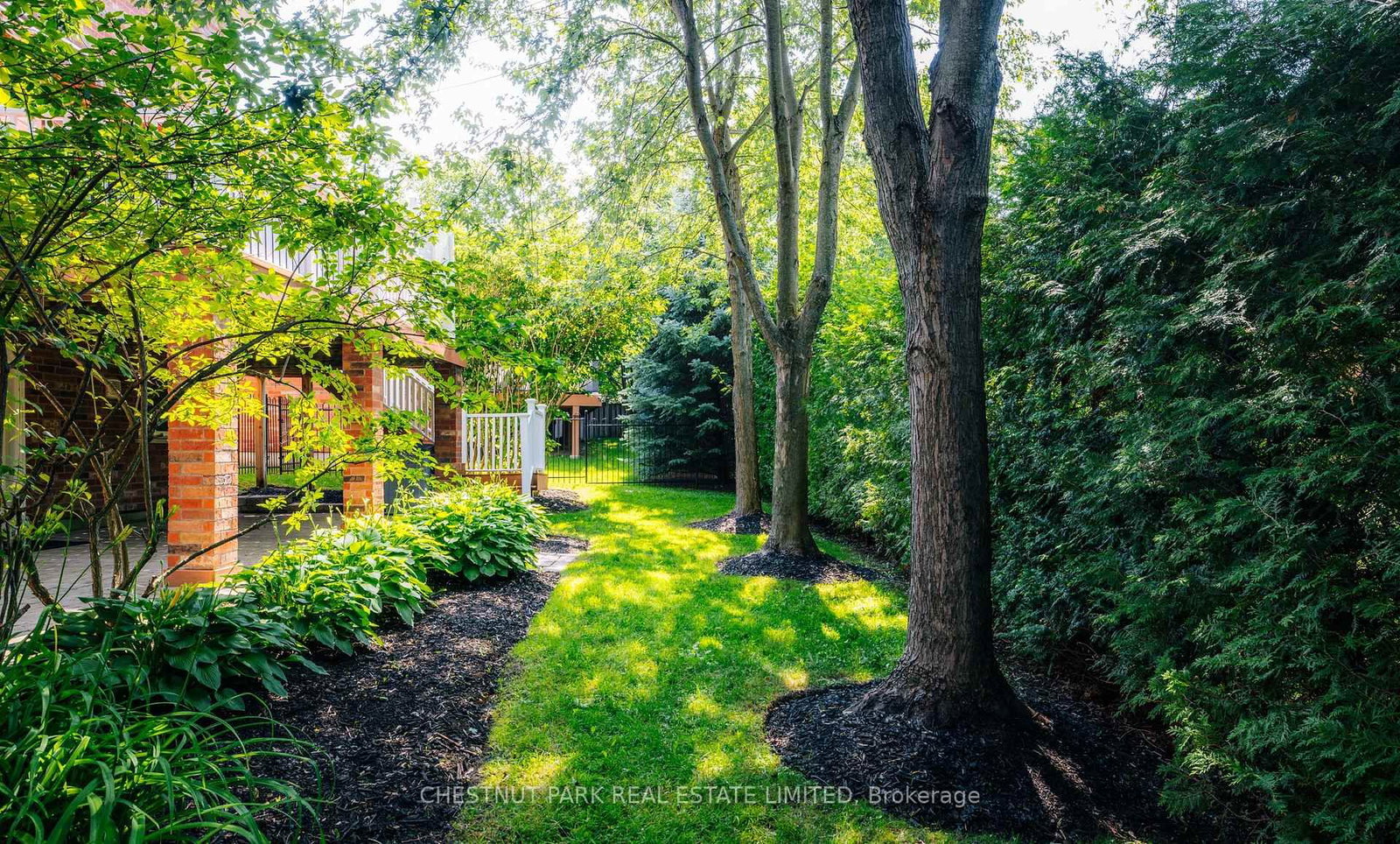 8 Cyril Richardson Court • Uxbridge, ON photo 41