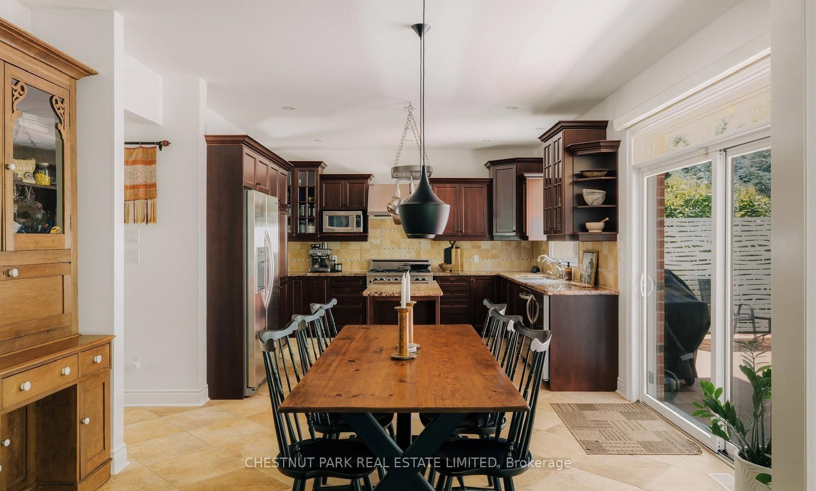 8 Cyril Richardson Court • Uxbridge, ON photo 6