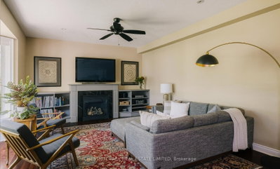 8 Cyril Richardson Court • Uxbridge, ON photo 9