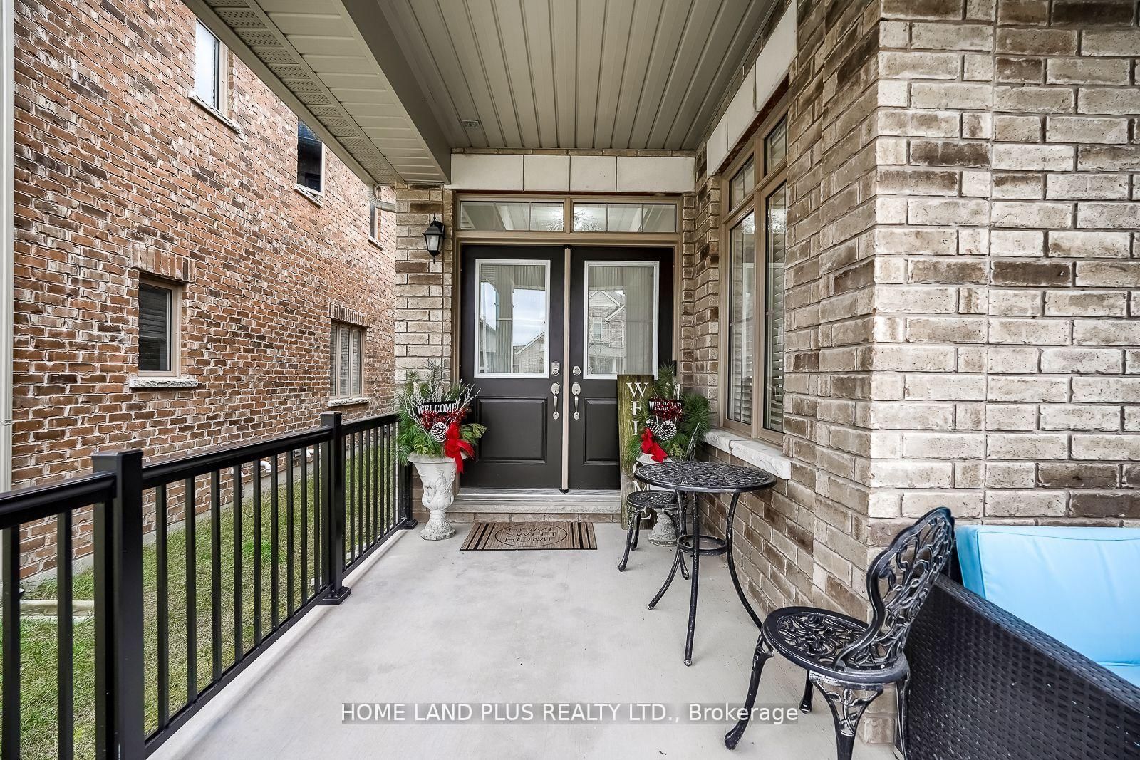 1798 Emberton Way • Innisfil, ON photo 3