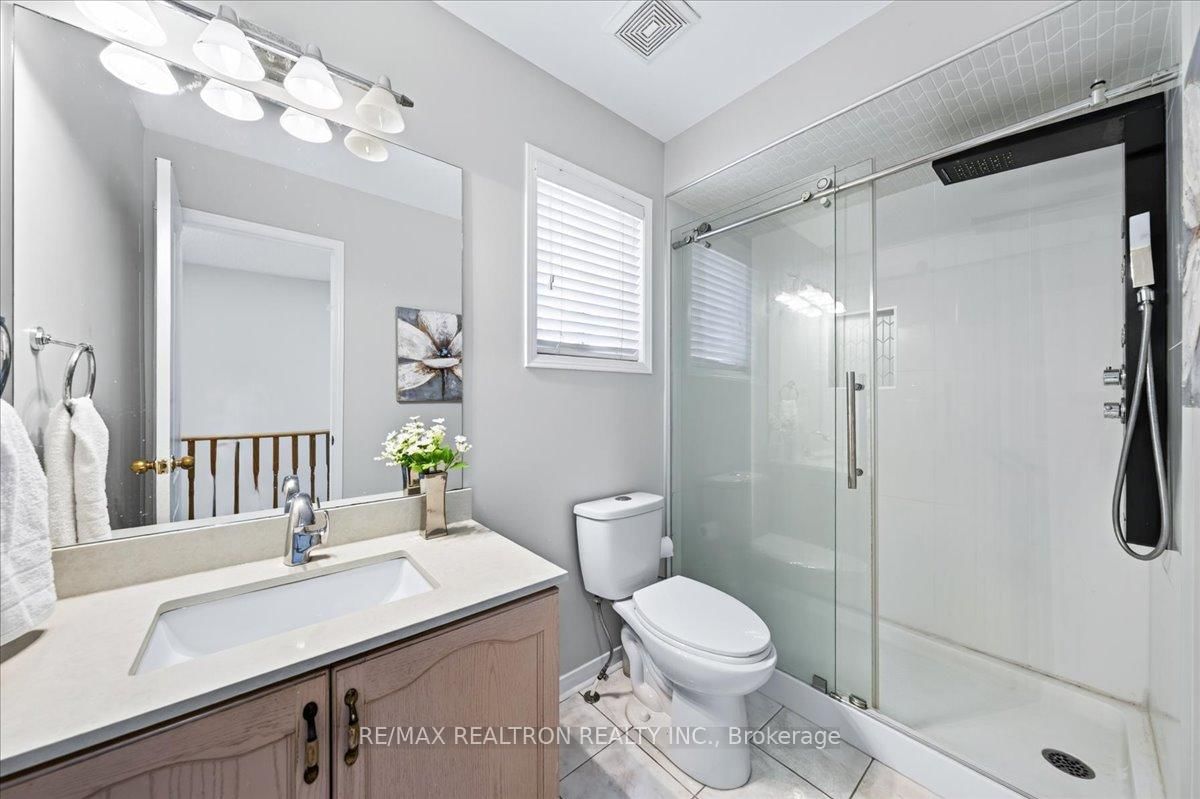 37 Lebovic Drive • Richmond Hill, ON photo 31