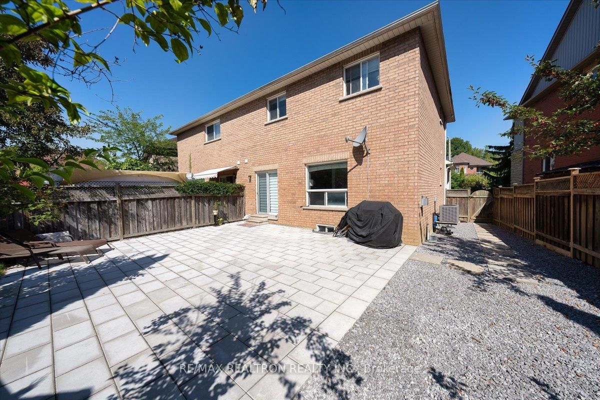 37 Lebovic Drive • Richmond Hill, ON photo 48
