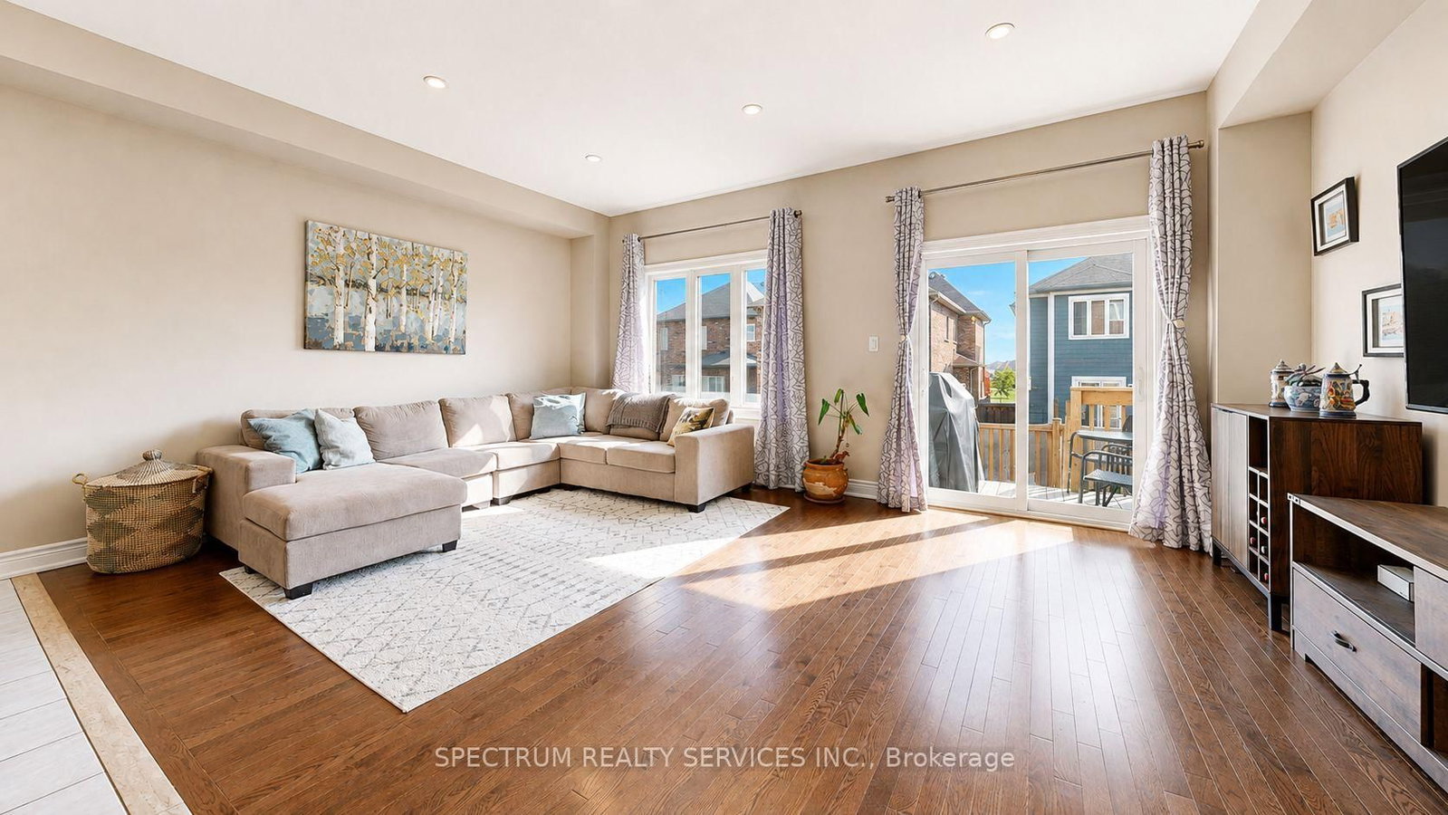 1103 Stantin Street • Innisfil, ON photo 14