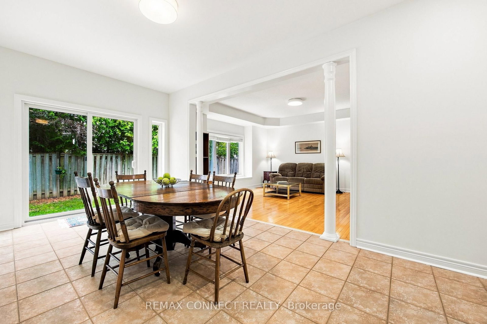 151 Bentoak Crescent • Vaughan, ON photo 10