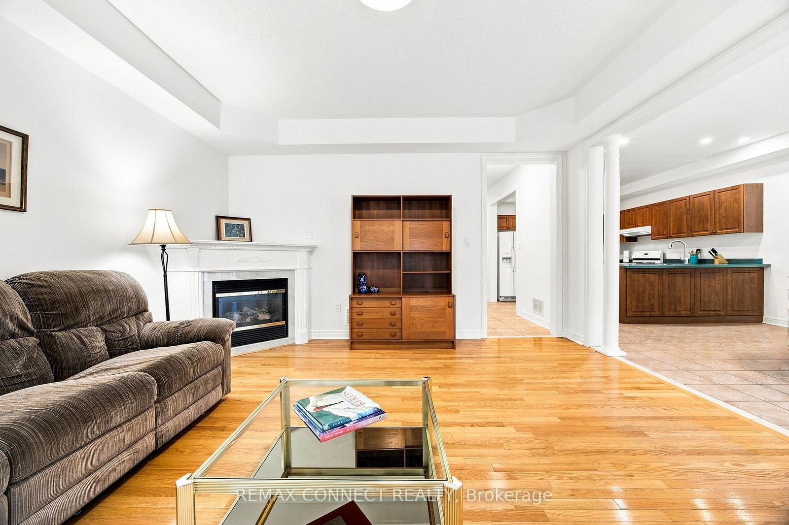 151 Bentoak Crescent • Vaughan, ON photo 6