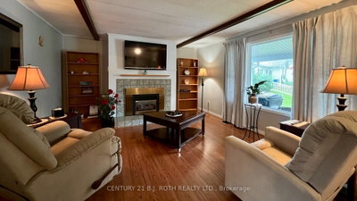 6 Walnut Court • Innisfil, ON photo 4