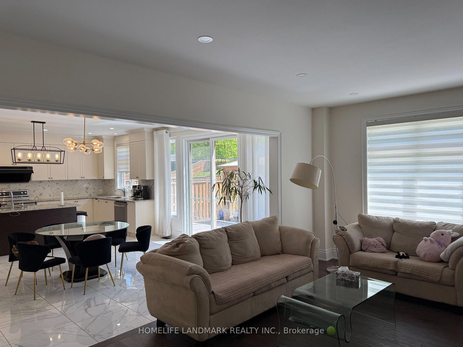 46 Forest Edge Crescent • East Gwillimbury, ON photo 15