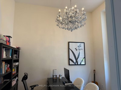 46 Forest Edge Crescent • East Gwillimbury, ON photo 7