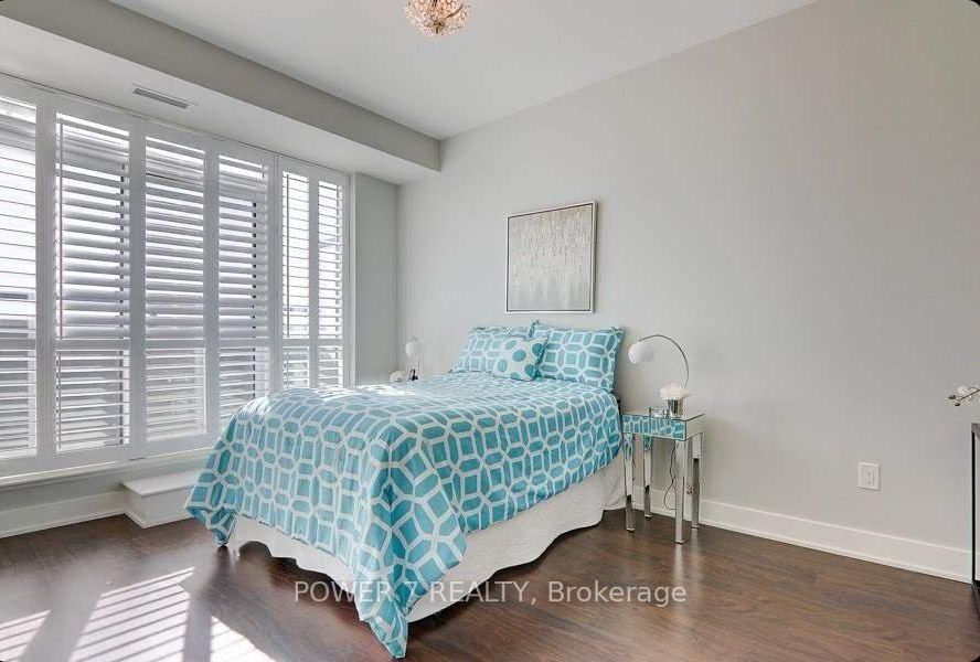 PH14-7608 Yonge St, Vaughan, view 16