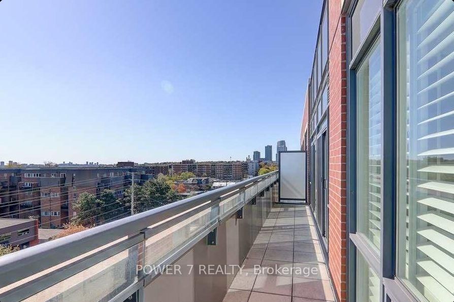 PH14-7608 Yonge St, Vaughan, view 21