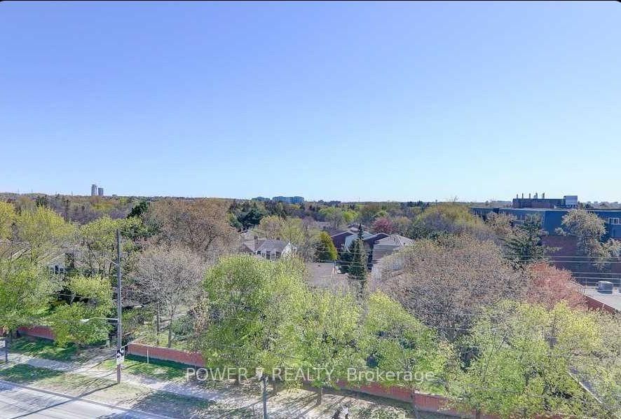 PH14-7608 Yonge St, Vaughan, view 23