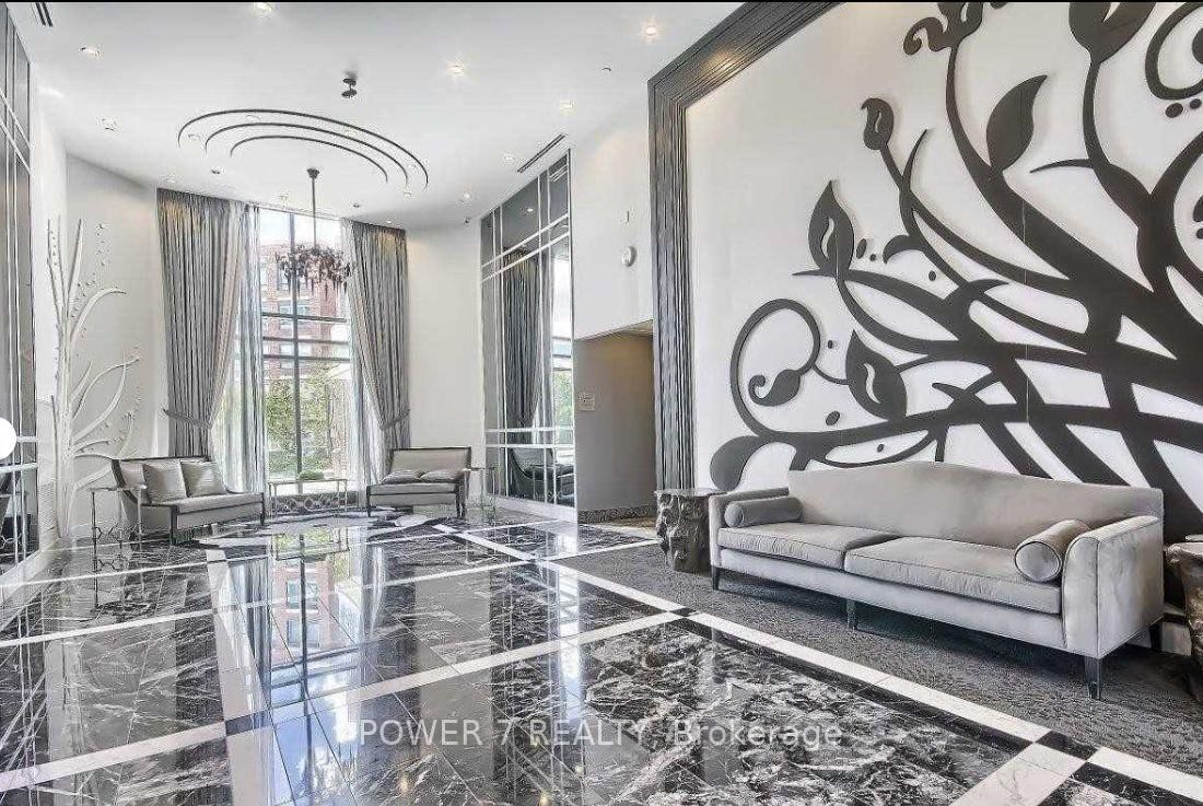 PH14-7608 Yonge St, Vaughan, view 4