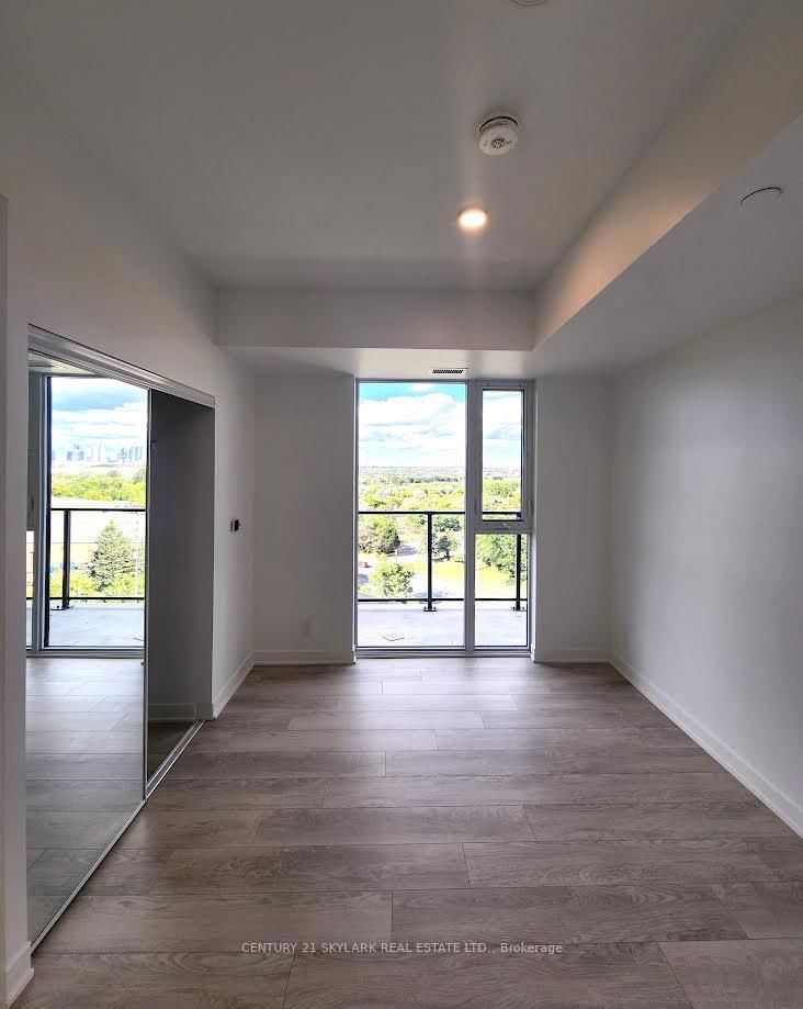 909-10 Flavelle Tr, Vaughan, view 4