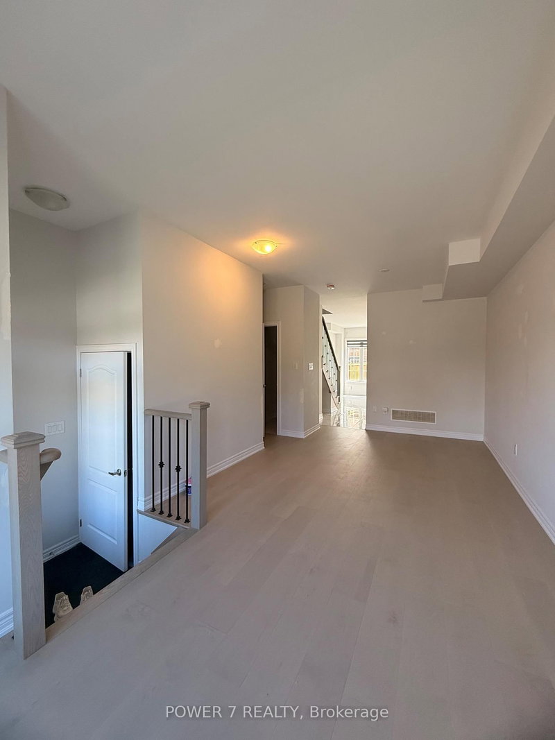 583 White's Hill Avenue