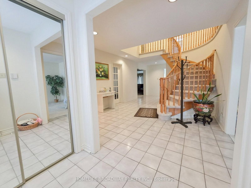 31 Hyde Park Drive
