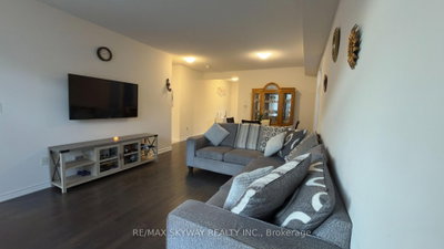 2170 Lozenby Street • Innisfil, ON photo 2