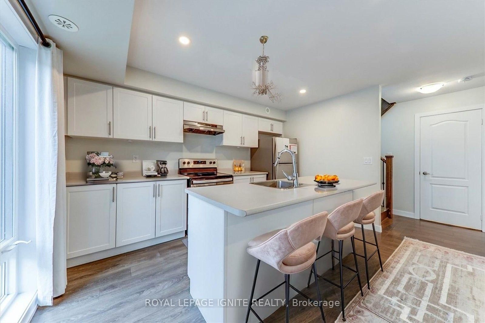 2 Gable Hurst Way • #2704 • Markham, ON photo 11