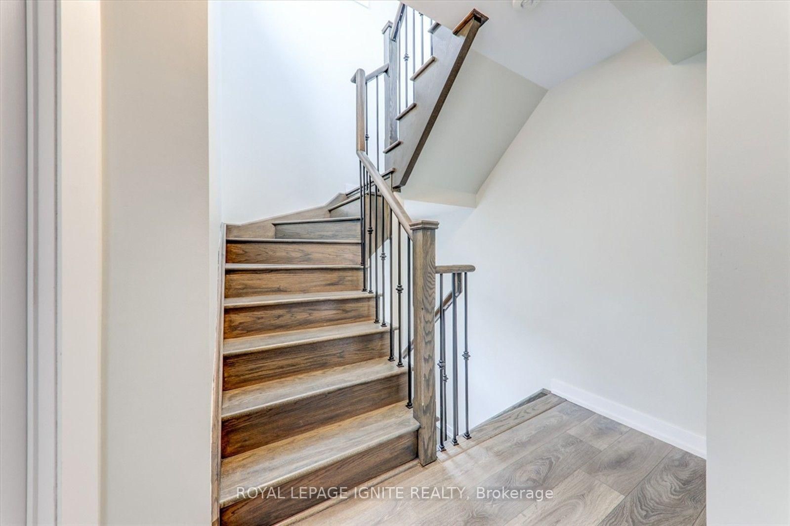 2 Gable Hurst Way • #2704 • Markham, ON photo 17