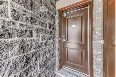 2 Gable Hurst Way • #2704 • Markham, ON photo 3
