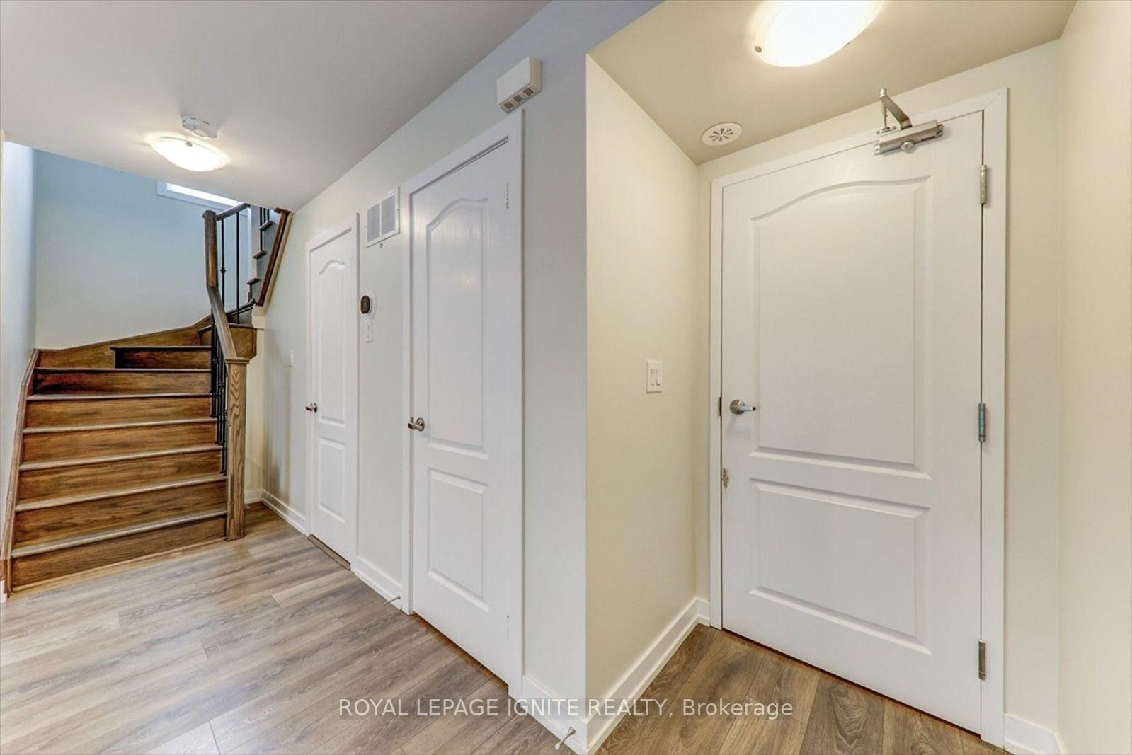 2 Gable Hurst Way • #2704 • Markham, ON photo 4
